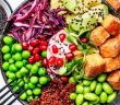 Wachsender Trend: Vegane Ernährung spaltet Meinungen (Foto: AdobeStock - 5ph 603612785)