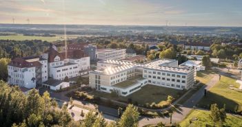 Rudolf Virchow Klinikum Glauchau optimiert digitales Archivmanagement mit (Foto: NEXUS AG)
